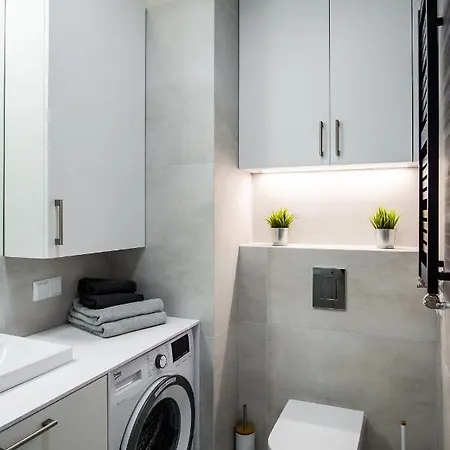 Shipyard - Free Private Parking Gdansk